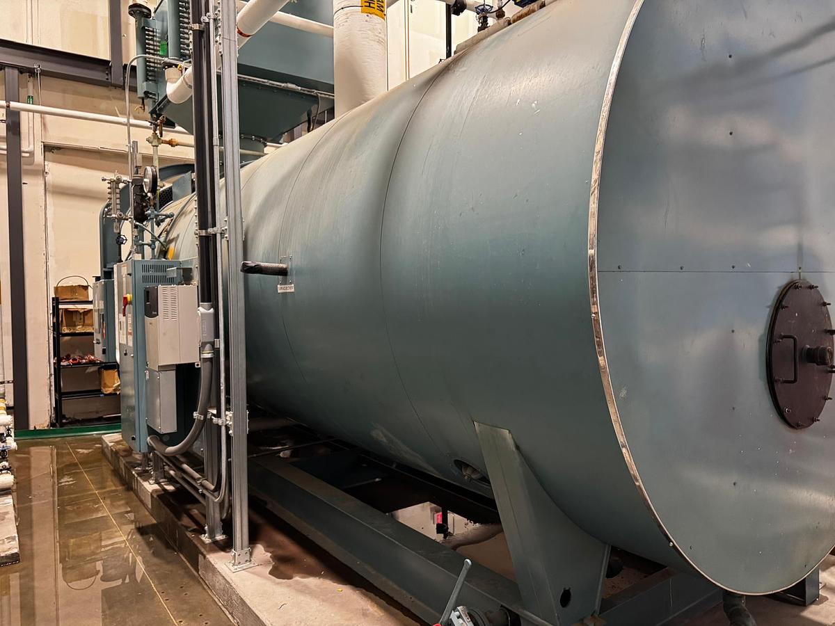 700 HP Cleaver Brooks CBEX-E-700-700-250ST Firetube Steam Boiler #BSCB700HP294 — photo 9
