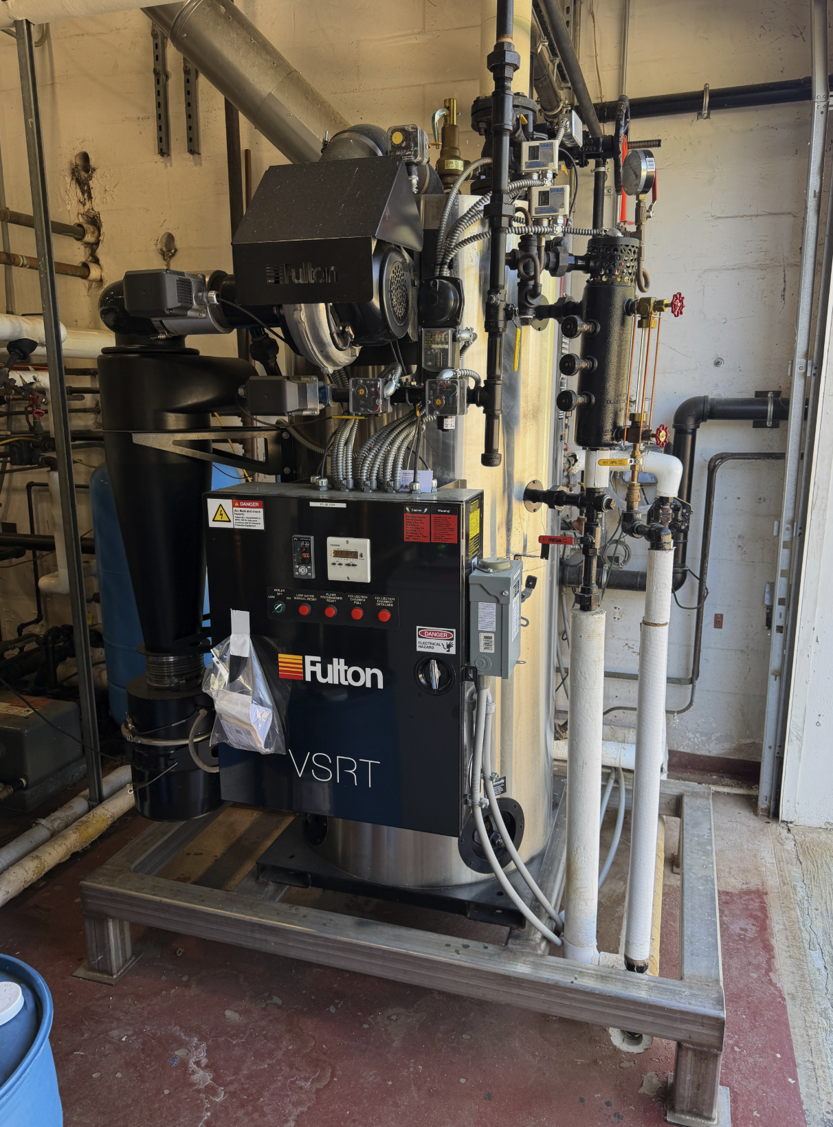 20 HP Fulton Boiler VSRT 20 Firetube Steam Boiler — photo 1